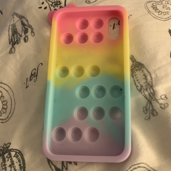 Hello kitty cell phone case! - Picture 2 of 3